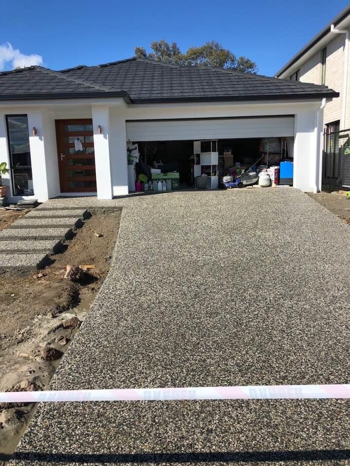 concrete driveway gold coast exposed aggregate